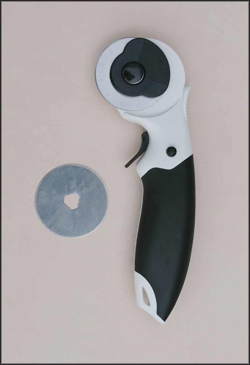 Rotary Cutter For Leather, Vinyl & Fabric